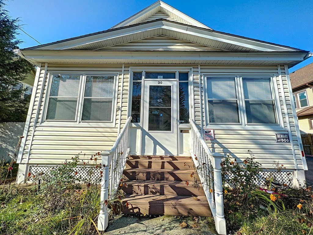 30 Eldridge Street Springfield, MA 01108 - Photo 2 of 33 Gallery Image 2