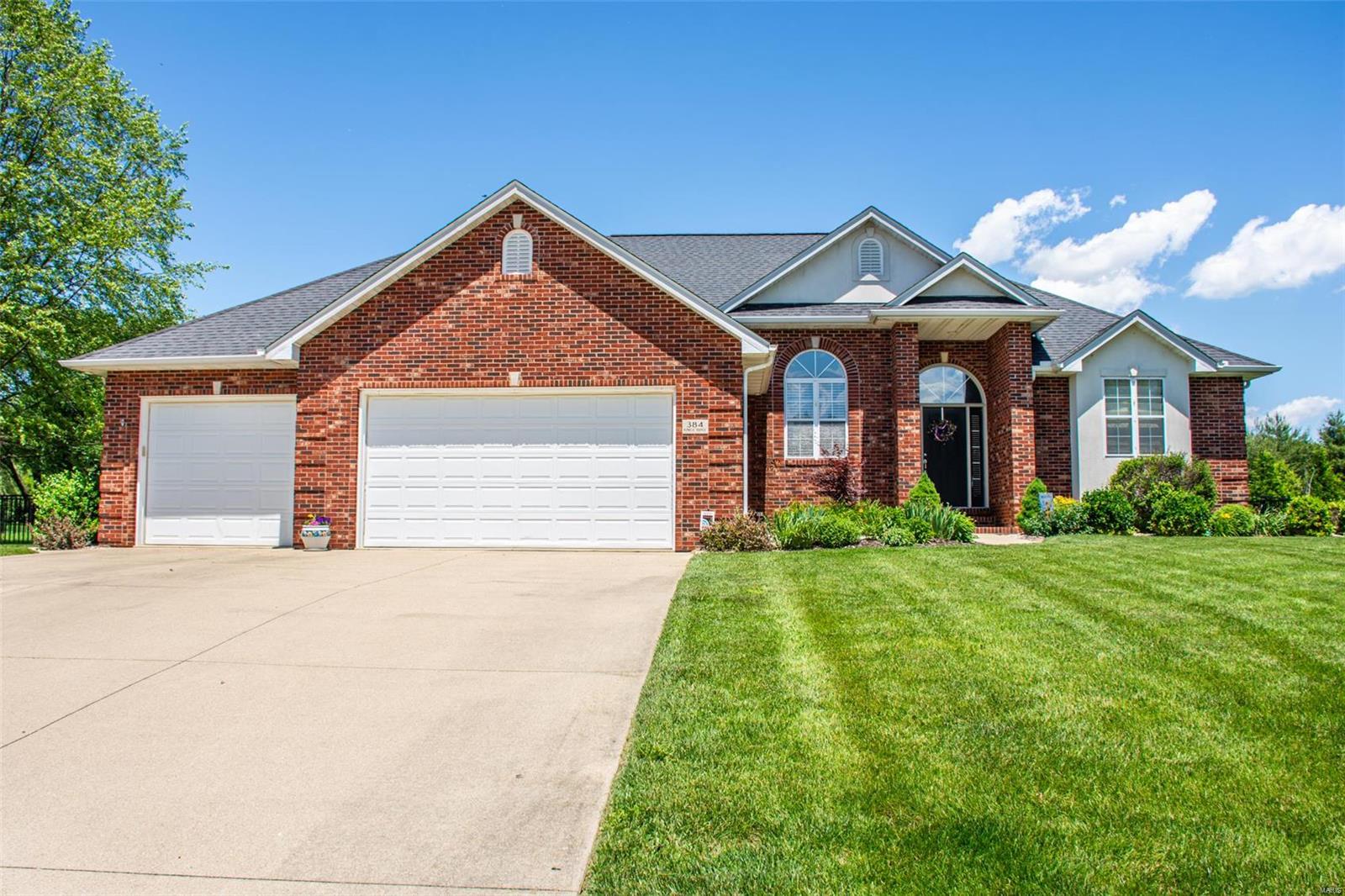 384 Kings Ridge Boulevard O'Fallon, IL 62269 - Photo 1 of 82