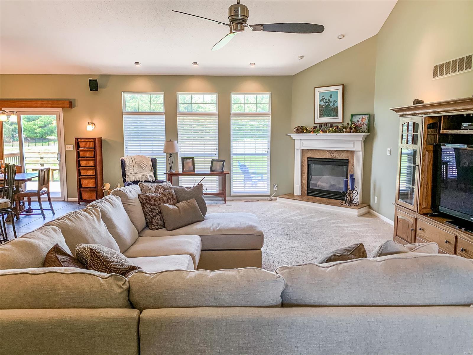 384 Kings Ridge Boulevard O'Fallon, IL 62269 - Photo 36 of 82
