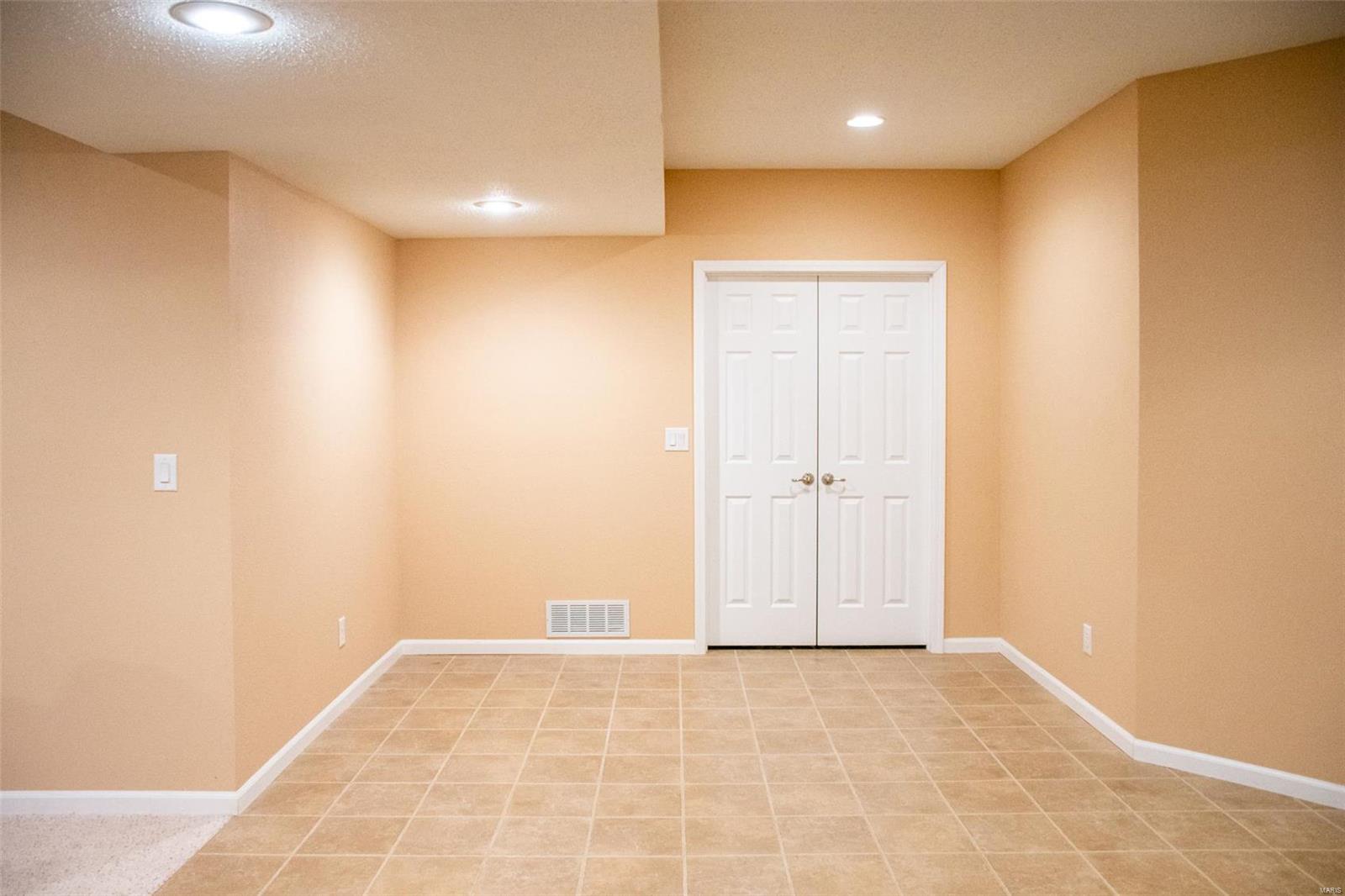 384 Kings Ridge Boulevard O'Fallon, IL 62269 - Photo 65 of 82