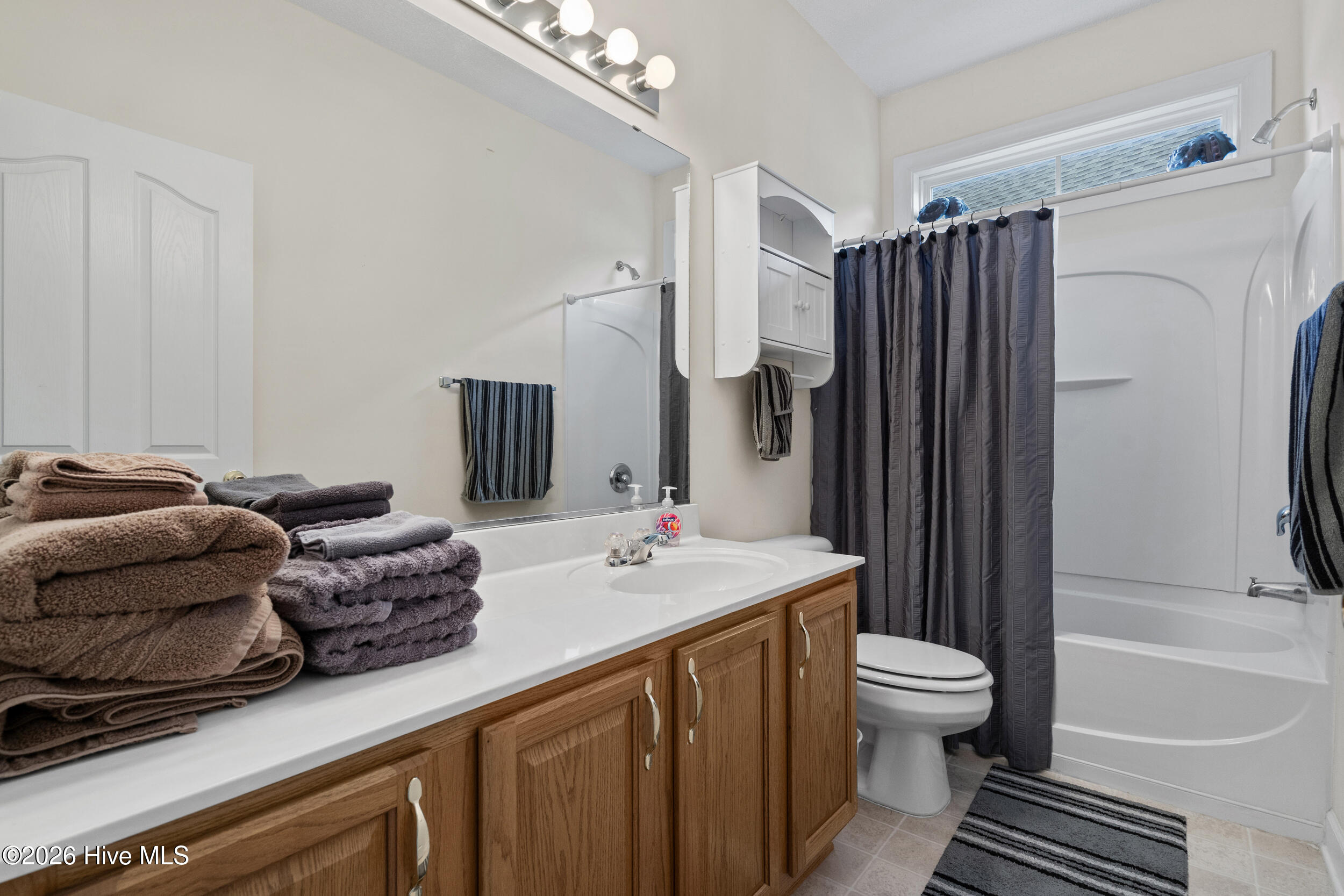 1013 Meadowlands Trail Calabash, NC 28467 - Photo 24 of 41 Guest Bathroom