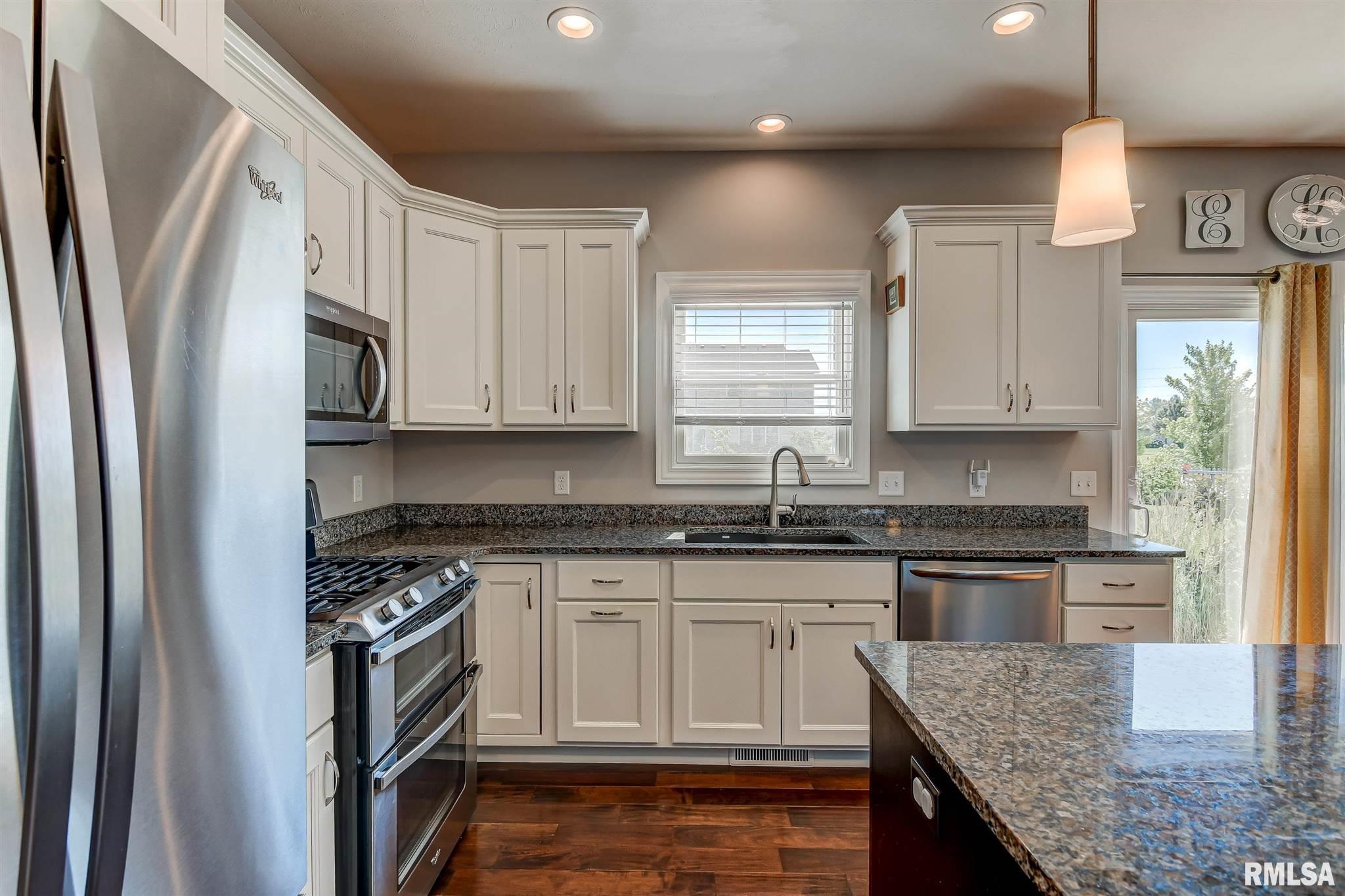 500 Sawmill Court Rochester, IL 62563 - Photo 15 of 50 Gallery Image 15