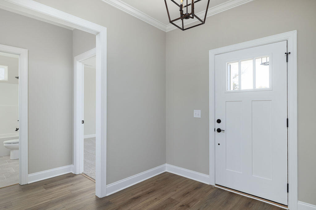 6039 Ridgesong Way, Unit 9 Ooltewah, TN 37363 - Photo 6 of 31 Foyer