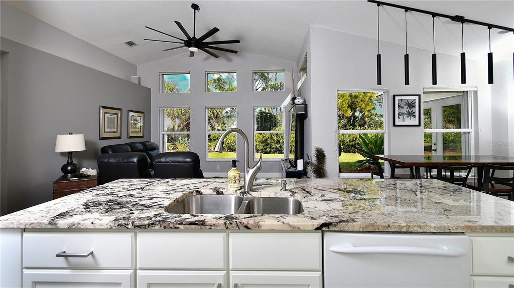 5010 Sable Key Circle Punta Gorda, FL 33955 - Photo 16 of 41