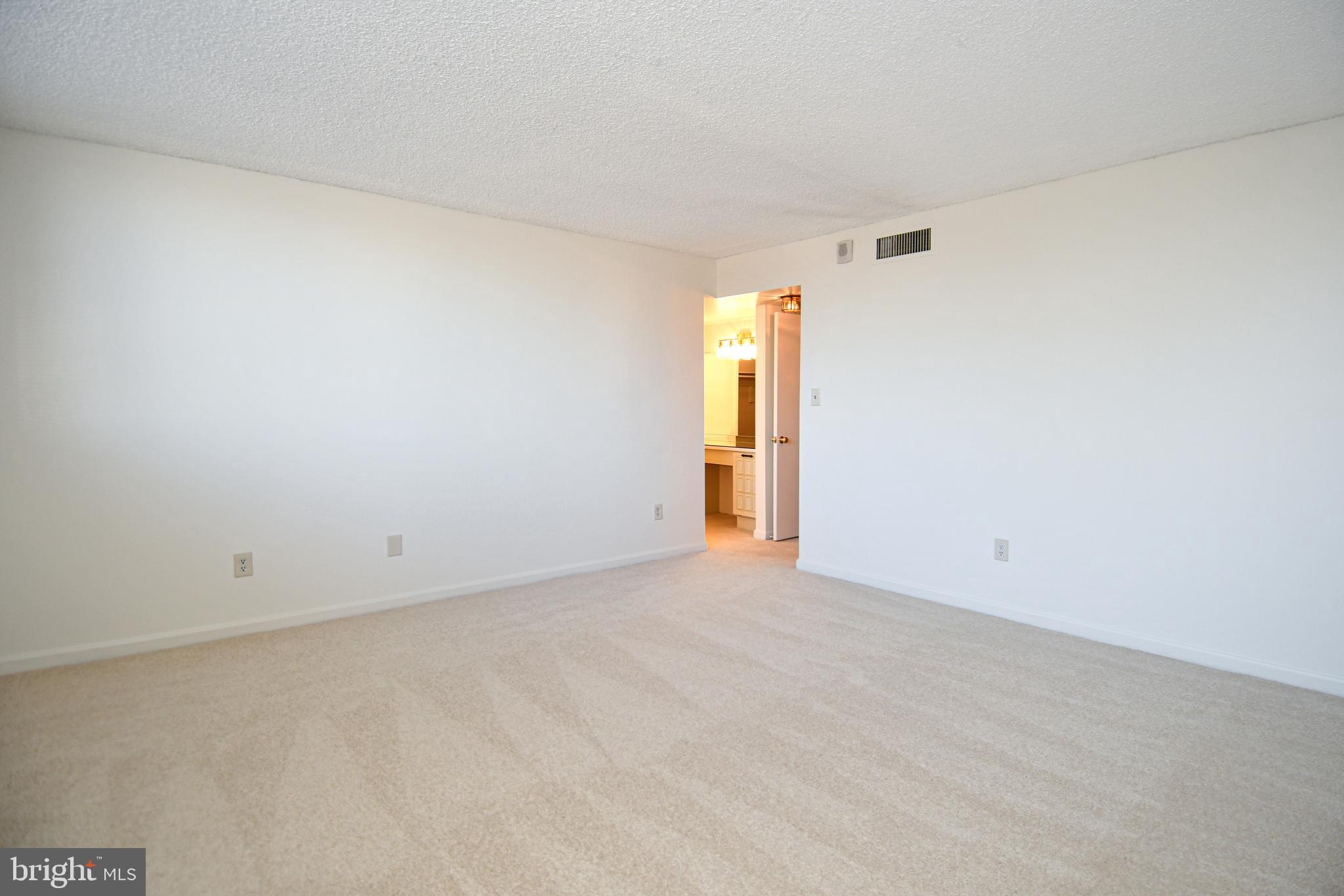1101 South Arlington Ridge Road, Unit 316 Arlington, VA 22202 - Photo 34 of 75