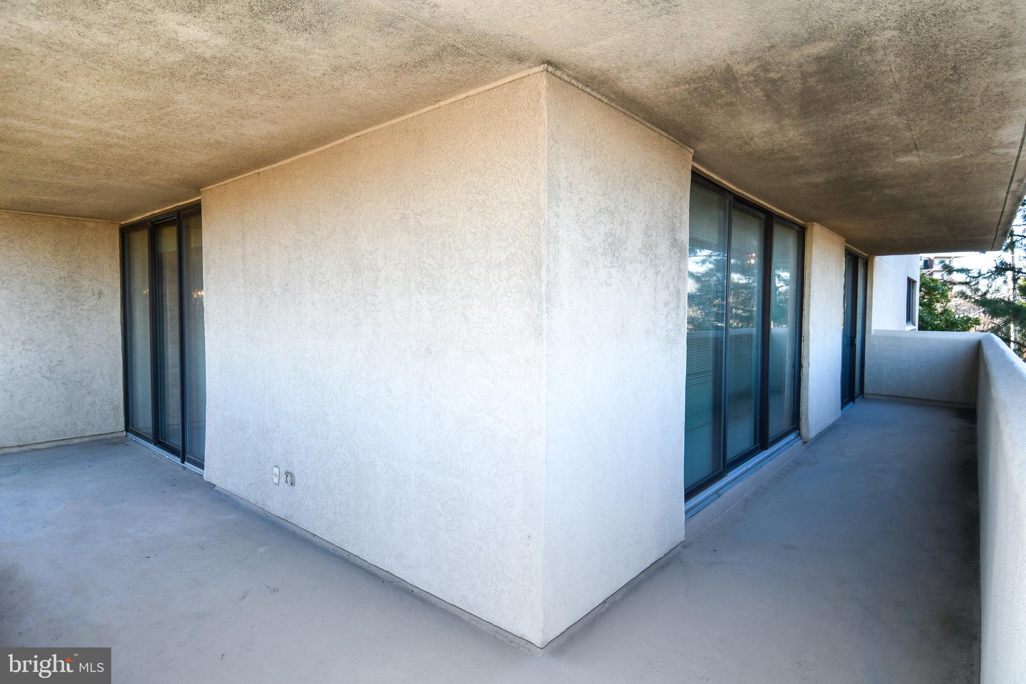 1101 South Arlington Ridge Road, Unit 316 Arlington, VA 22202 - Photo 55 of 75 Covered balcony