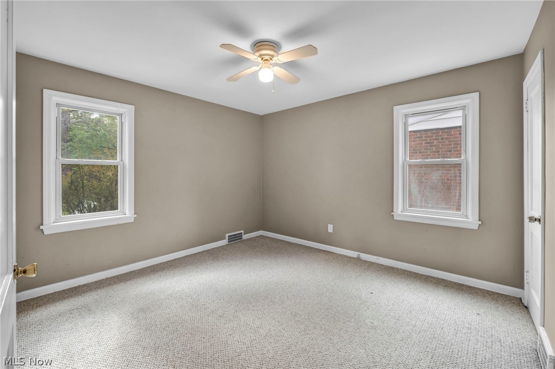 1371 Cranover Road Lyndhurst, OH 44124 - Photo 15 of 28