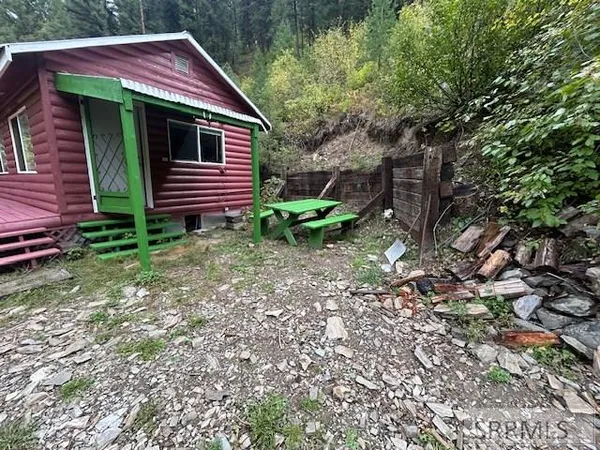 $420,000 | 401 Dahlonega Creek Road, Gibbsonville, ID 83463