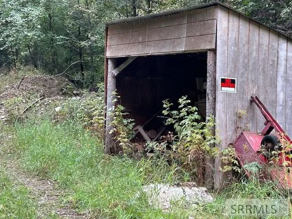 $420,000 | 401 Dahlonega Creek Road, Gibbsonville, ID 83463