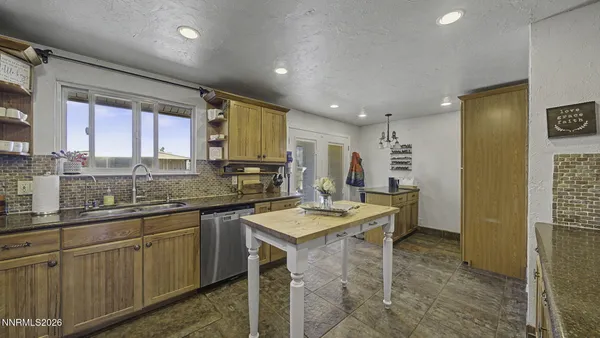 $670,000 | 10585 Silver Knolls Boulevard, Reno, NV 89508