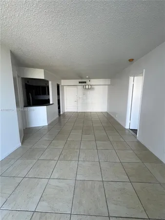 $2,400 | 3300 Northeast 191st Street, Unit 909, Aventura, FL 33180