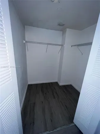 $2,400 | 3300 Northeast 191st Street, Unit 909, Aventura, FL 33180