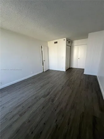 $2,400 | 3300 Northeast 191st Street, Unit 909, Aventura, FL 33180