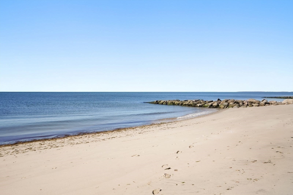 194 Captain Chase Road, Unit 4 Dennis Port, MA 02639 - Photo 13 of 14 Gallery Image 13