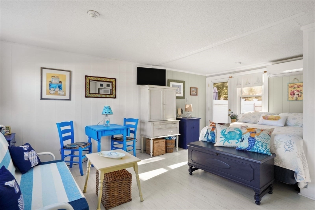 194 Captain Chase Road, Unit 4 Dennis Port, MA 02639 - Photo 5 of 14 Gallery Image 5