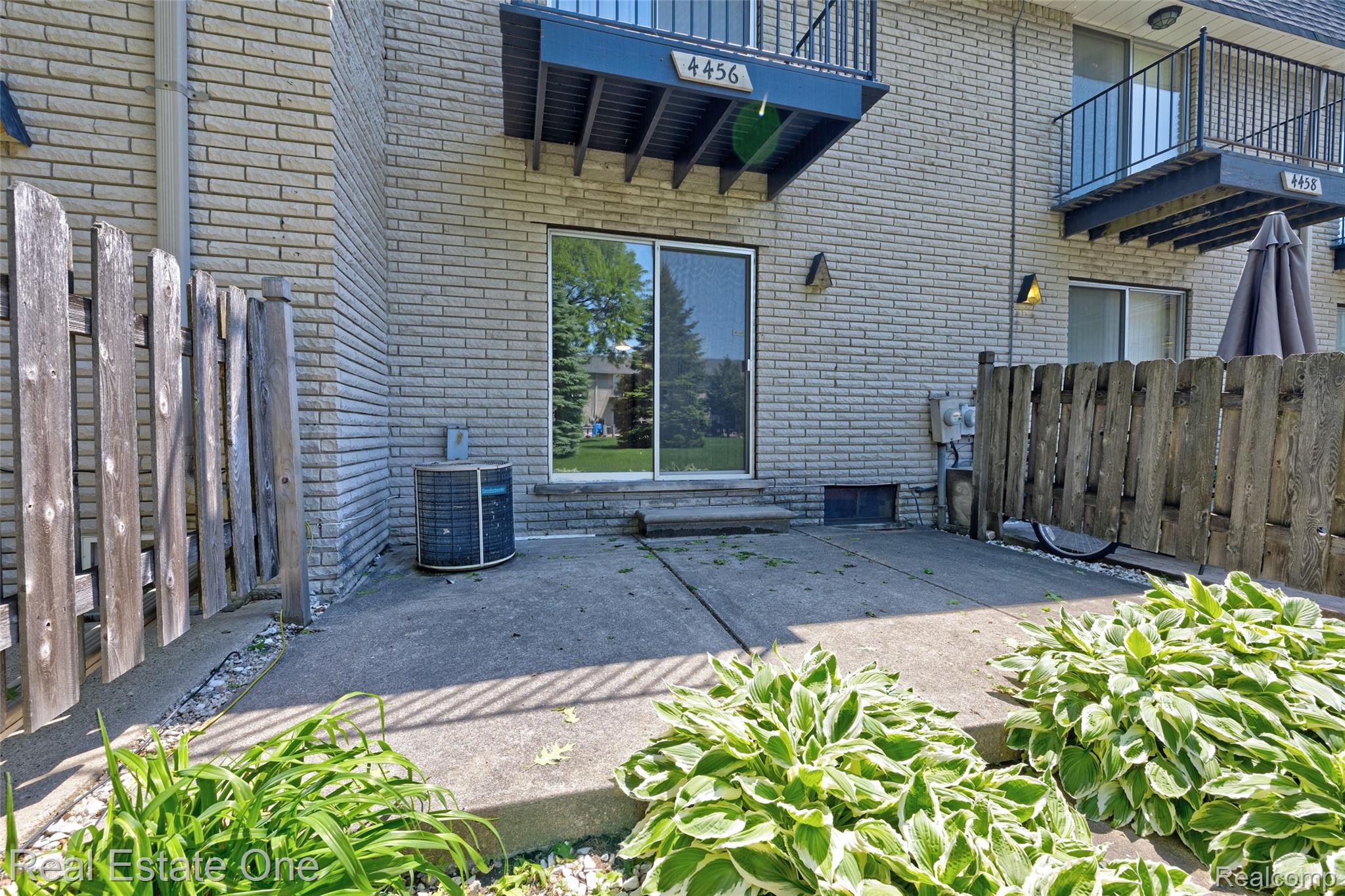 4456 15 Mile Road Sterling Heights, MI 48310 - Photo 31 of 31 33) Back Patio.jpg