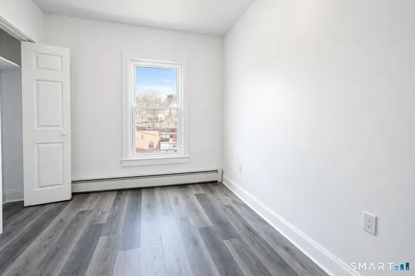 $2,300 | 17 Sherman Avenue, Unit 3, Meriden, CT 06450