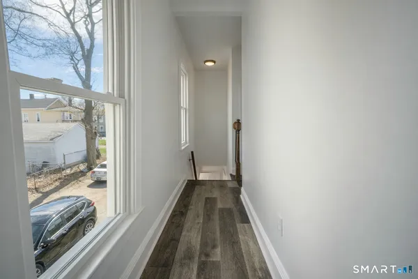 $2,300 | 17 Sherman Avenue, Unit 3, Meriden, CT 06450