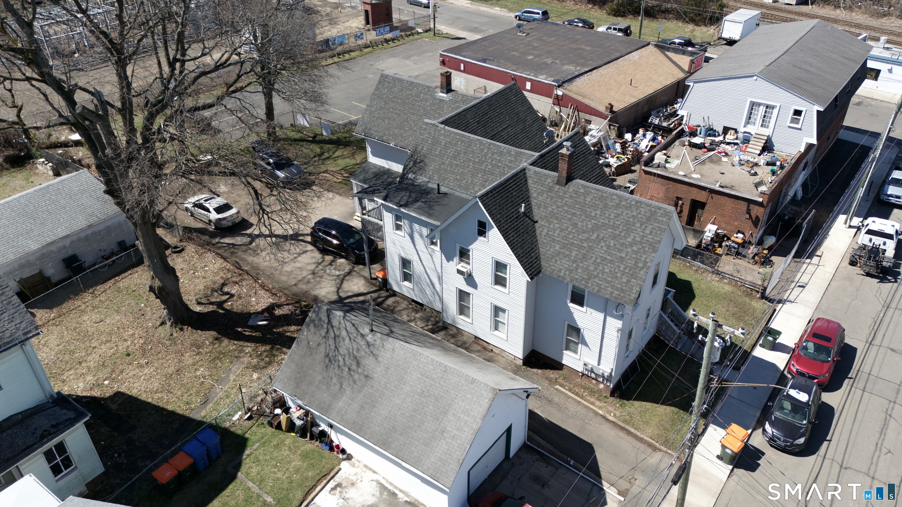 17 Sherman Avenue, Unit 3 Meriden, CT 06450 - Photo 18 of 19 an aerial view of a house with outdoor space