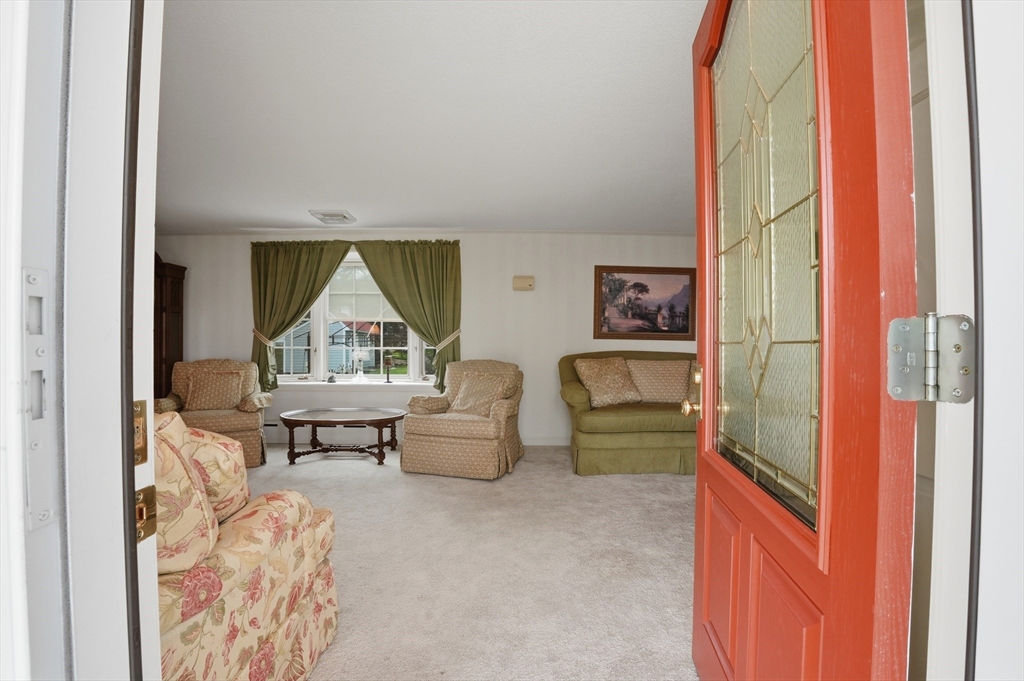 121 Wood Street Fall River, MA 02721 - Photo 8 of 41
