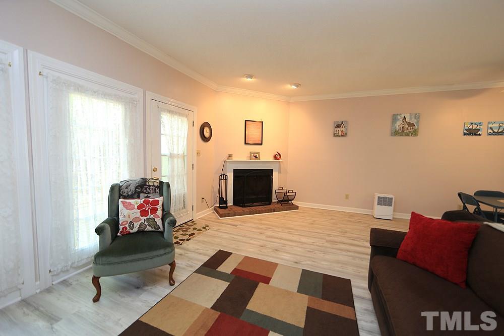 6121 Highcastle Court Raleigh, NC 27613 - Photo 9 of 19