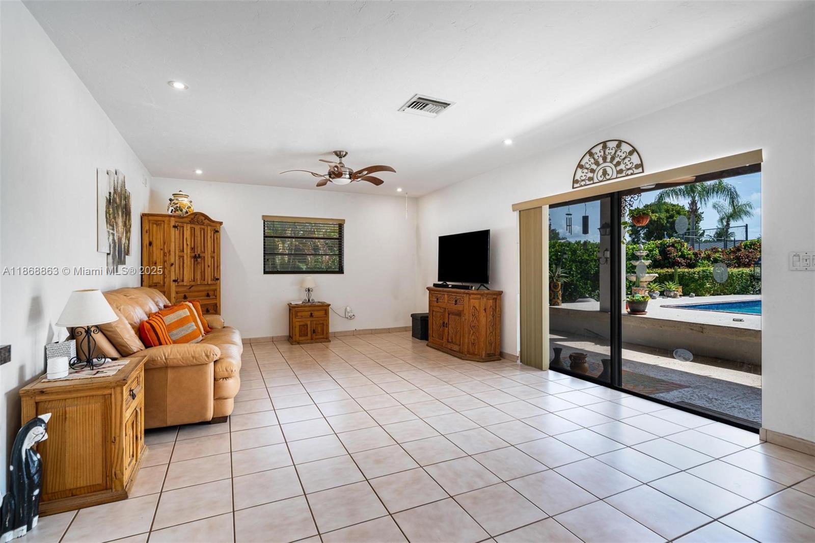 11905 Southwest 107th Avenue Miami, FL 33176 - Photo 8 of 22