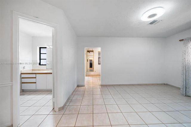 $1,050,000 | 11905 Southwest 107th Avenue, Miami, FL 33176