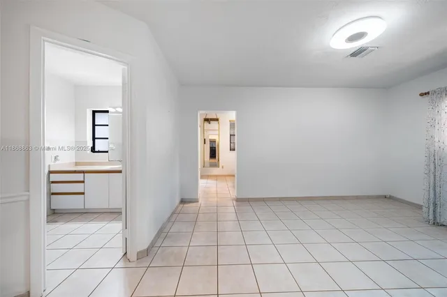 $1,050,000 | 11905 Southwest 107th Avenue, Miami, FL 33176