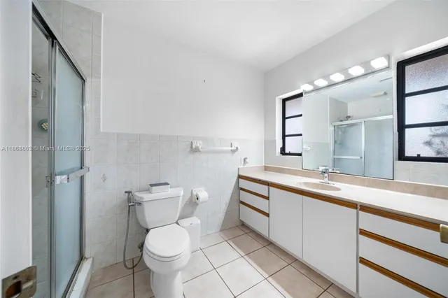 $1,050,000 | 11905 Southwest 107th Avenue, Miami, FL 33176