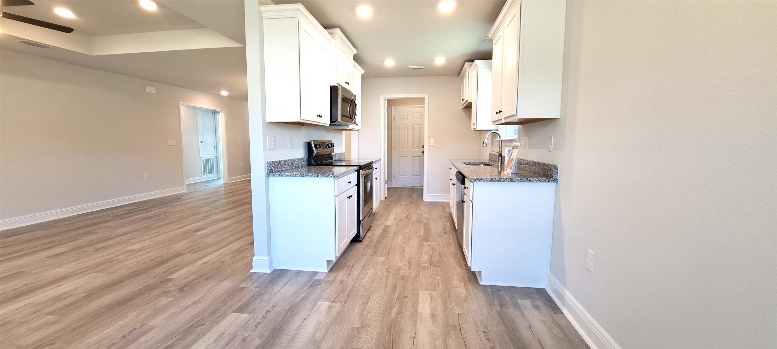 1335 Plymouth Drive Foley, AL 36535 - Photo 5 of 19