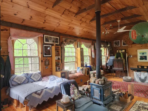 $380,000 | 183 Bear Hill Road, Dummerston, VT 05301