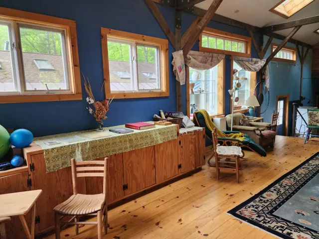 $380,000 | 183 Bear Hill Road, Dummerston, VT 05301