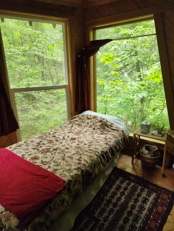 $380,000 | 183 Bear Hill Road, Dummerston, VT 05301