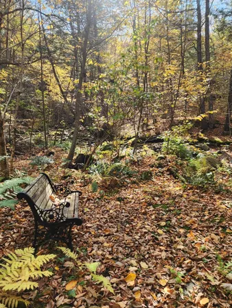 $380,000 | 183 Bear Hill Road, Dummerston, VT 05301