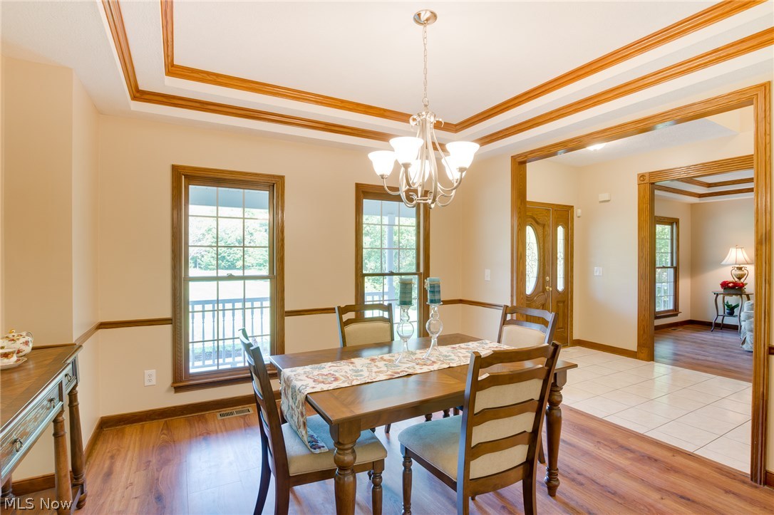 9930 Campton Ridge Drive Chardon, OH 44024 - Photo 8 of 25