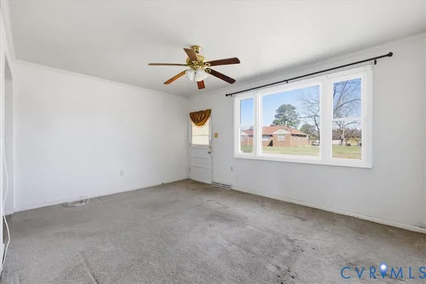 $124,900 | 524 Clay Street, Wakefield, VA 23888