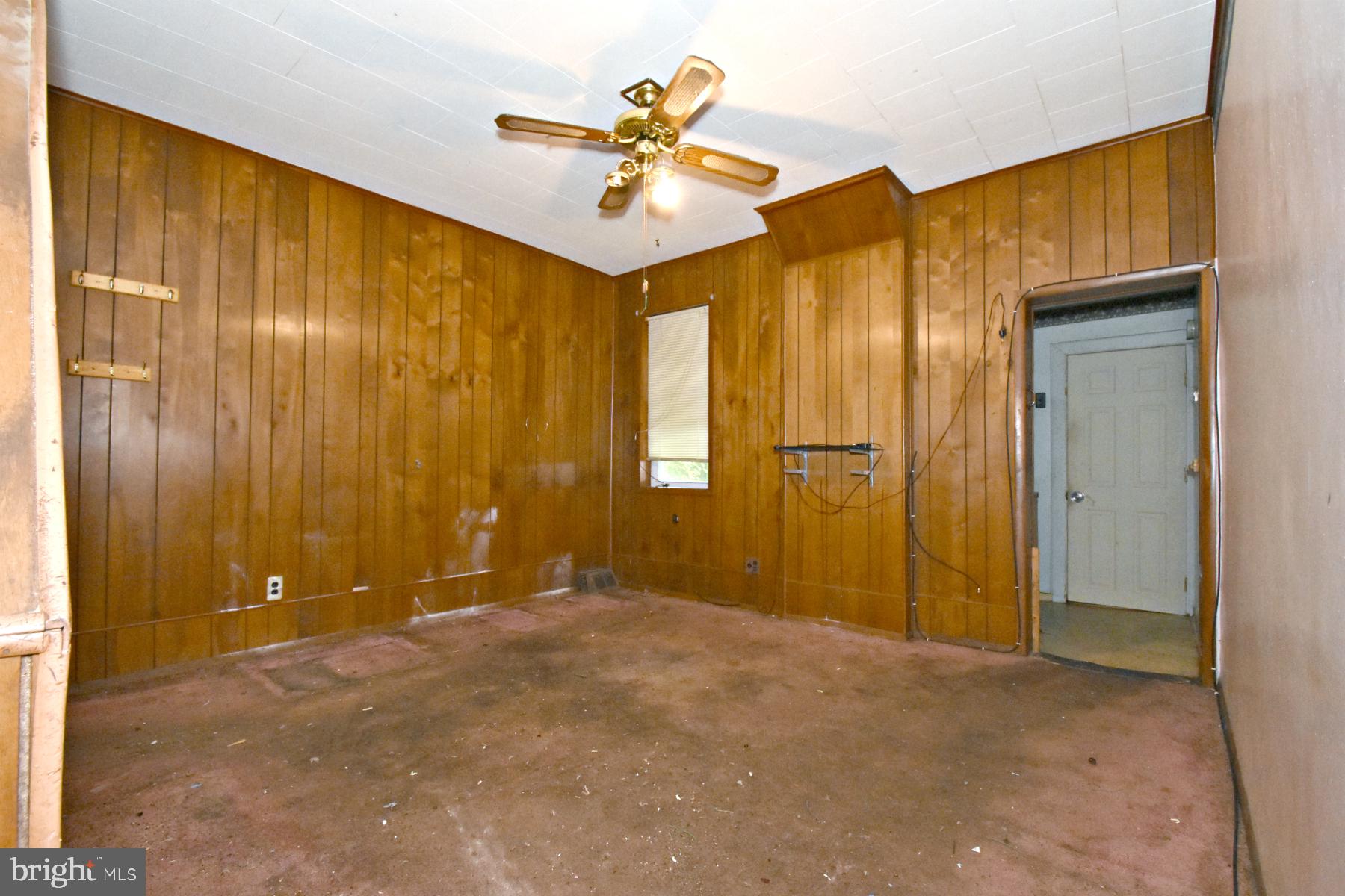 3137 Tilton Street Philadelphia, PA 19134 - Photo 11 of 33