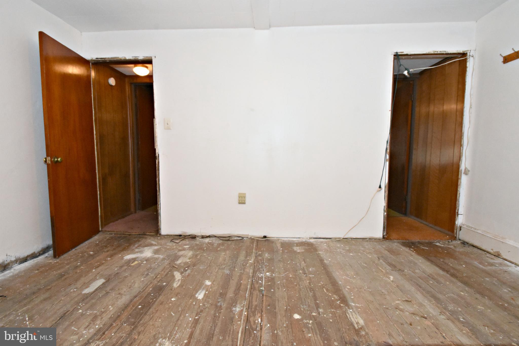 3137 Tilton Street Philadelphia, PA 19134 - Photo 18 of 33