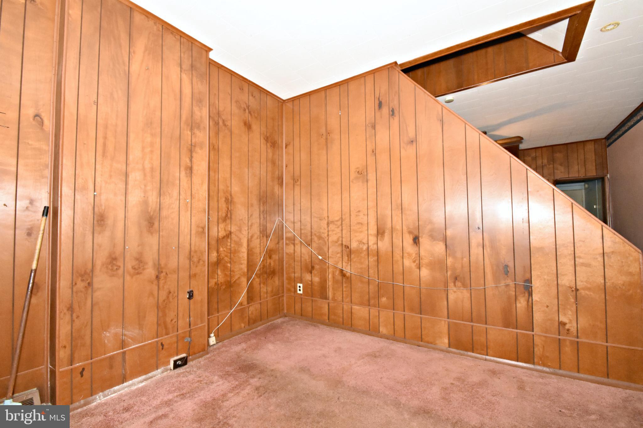 3137 Tilton Street Philadelphia, PA 19134 - Photo 4 of 33