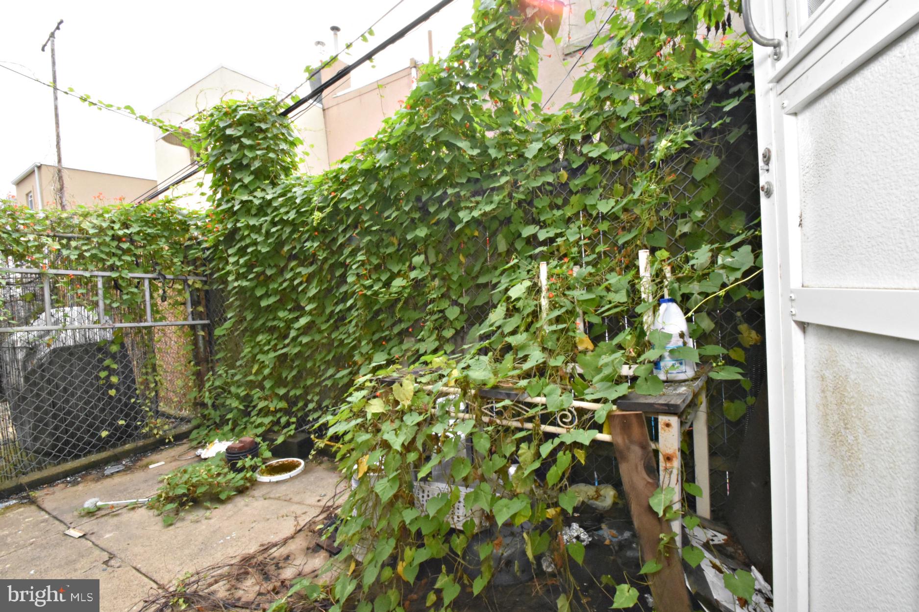 3137 Tilton Street Philadelphia, PA 19134 - Photo 32 of 33