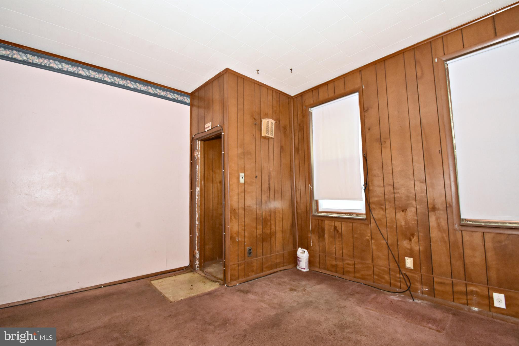 3137 Tilton Street Philadelphia, PA 19134 - Photo 8 of 33