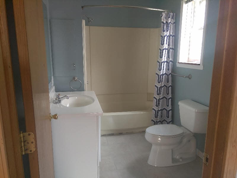 609 Wilson Street Bay City, MI 48708 - Photo 8 of 13