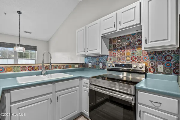 $209,000 | 1600 Willoughby Park Court, Unit 7, Wilmington, NC 28412