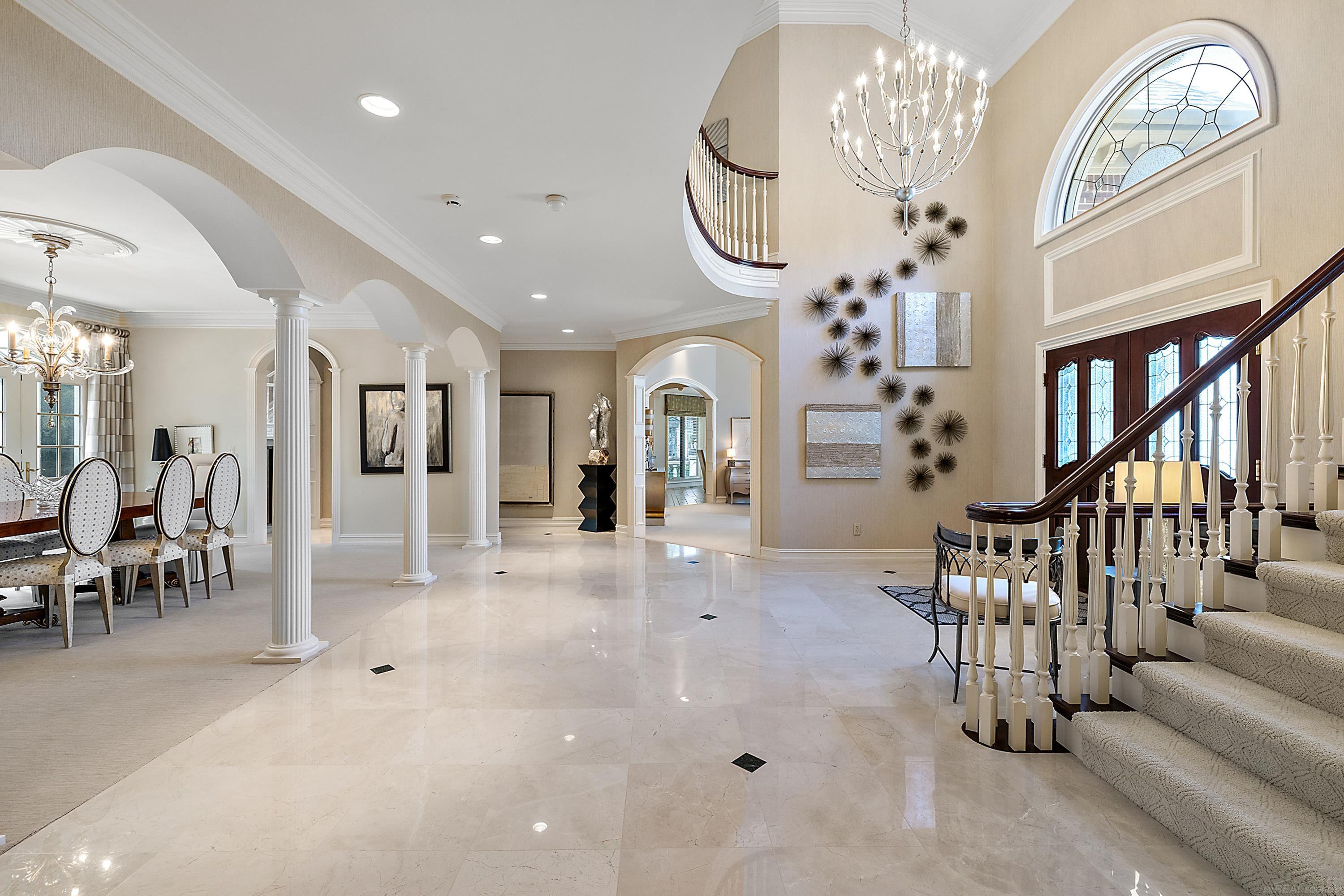 555 Lake Shore Road Grosse Pointe, MI 48236 - Photo 13 of 94 50164218-861642ED-0A19-4089-B7A2-67B4D219F9B5.JPG