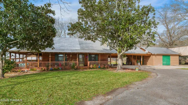 $320,000 | 1326 South Hospital Drive, Abbeville, LA 70510