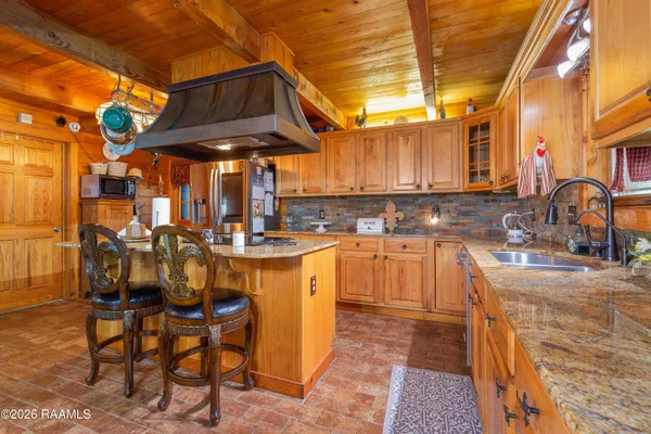 $320,000 | 1326 South Hospital Drive, Abbeville, LA 70510