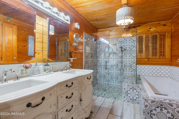 $320,000 | 1326 South Hospital Drive, Abbeville, LA 70510