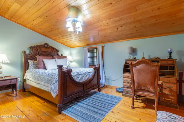 $320,000 | 1326 South Hospital Drive, Abbeville, LA 70510