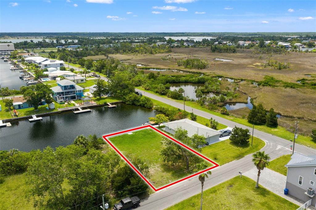4098 Diaz Court Hernando Beach, FL 34607 - Photo 4 of 9