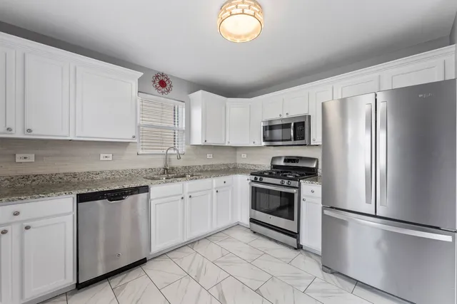 $350,000 | 5411 Maha Court, Plainfield, IL 60586